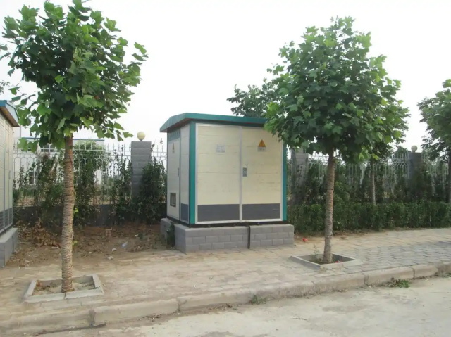 威宁1000KVA欧式箱式变压器
